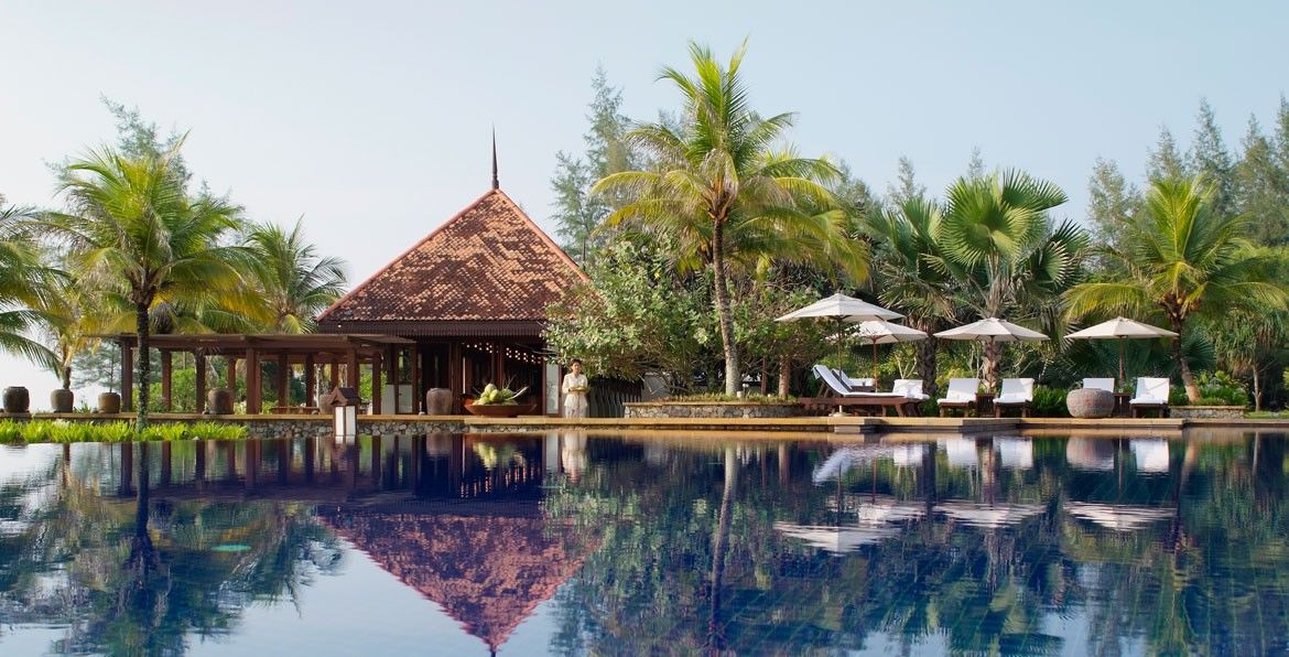 Tanjong Jara Resort, Terengganu - A Small Luxury Hotels Of The World Дунгун Экстерьер фото The pool at the Four Seasons Resort