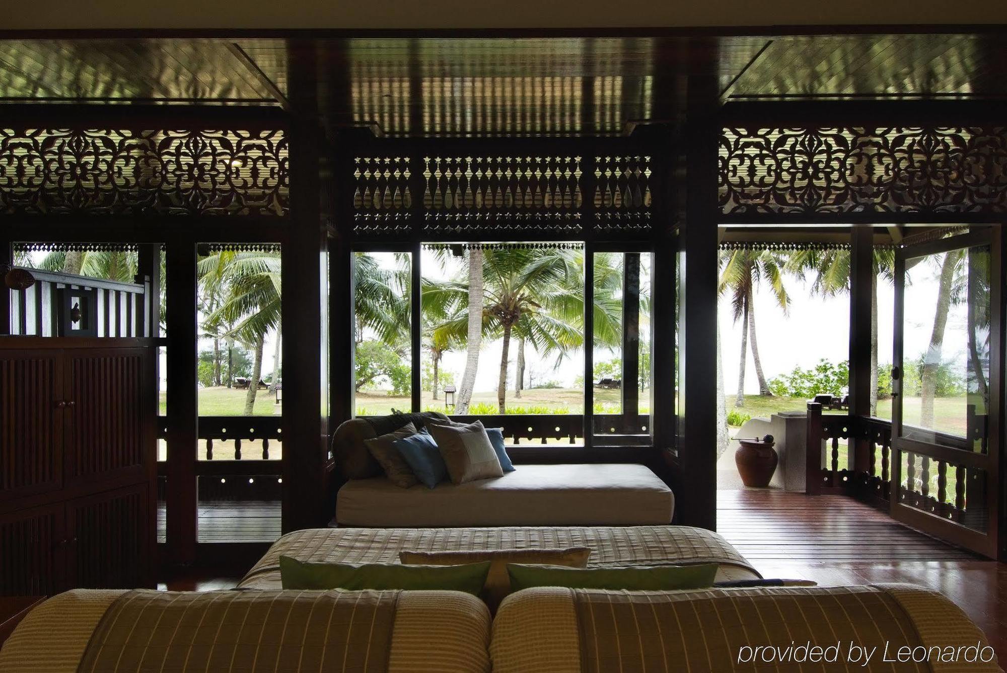 Tanjong Jara Resort, Terengganu - A Small Luxury Hotels Of The World Дунгун Экстерьер фото Interior of a villa